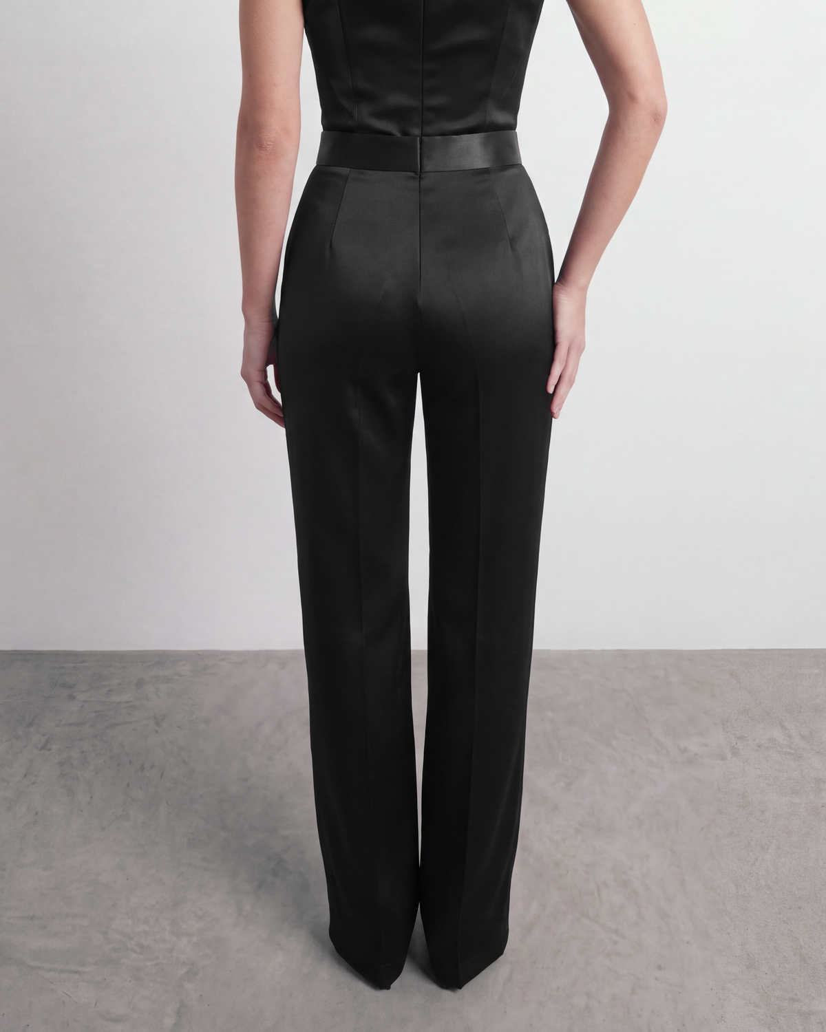 The Straight Leg Trouser