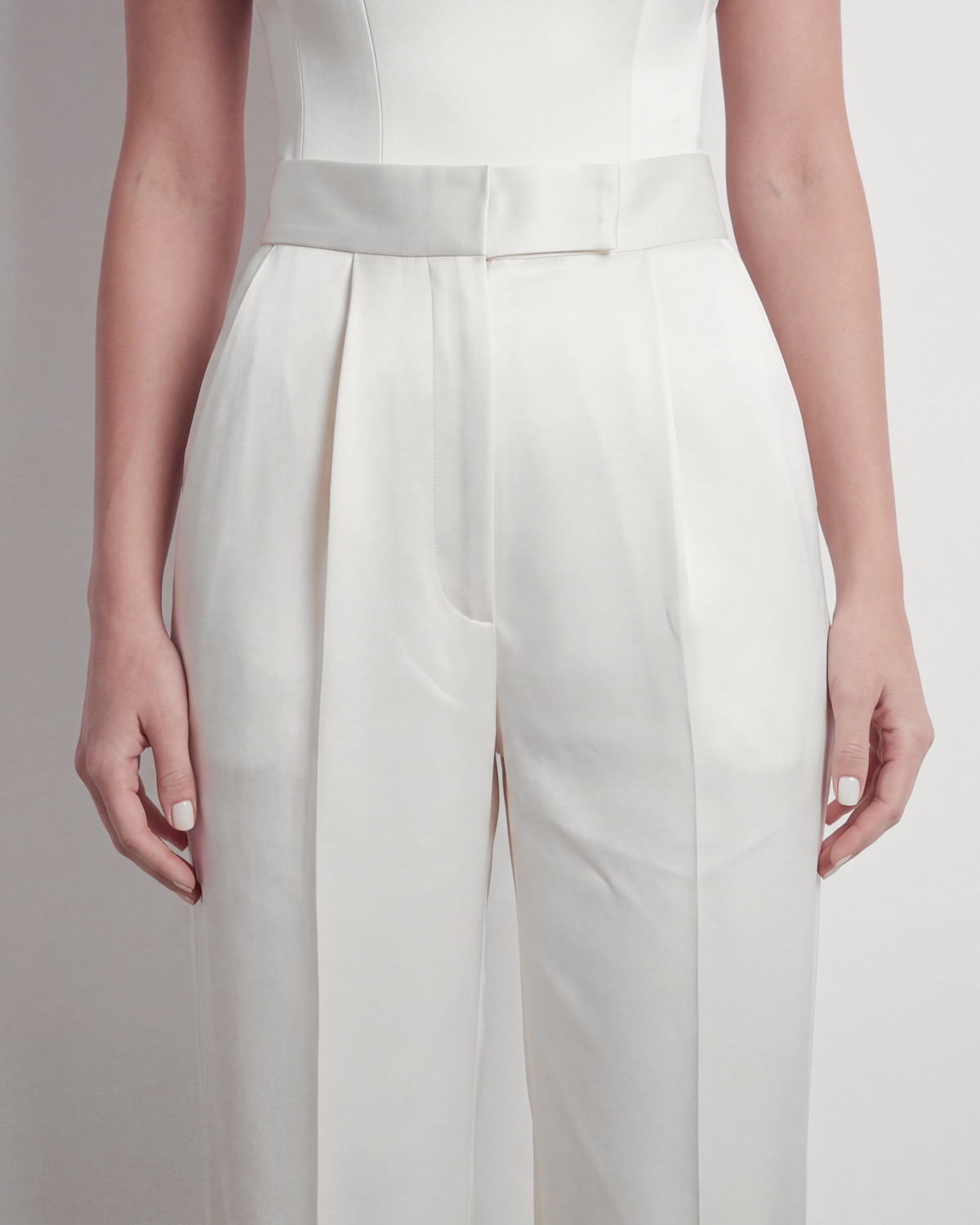 The Straight Leg Trouser