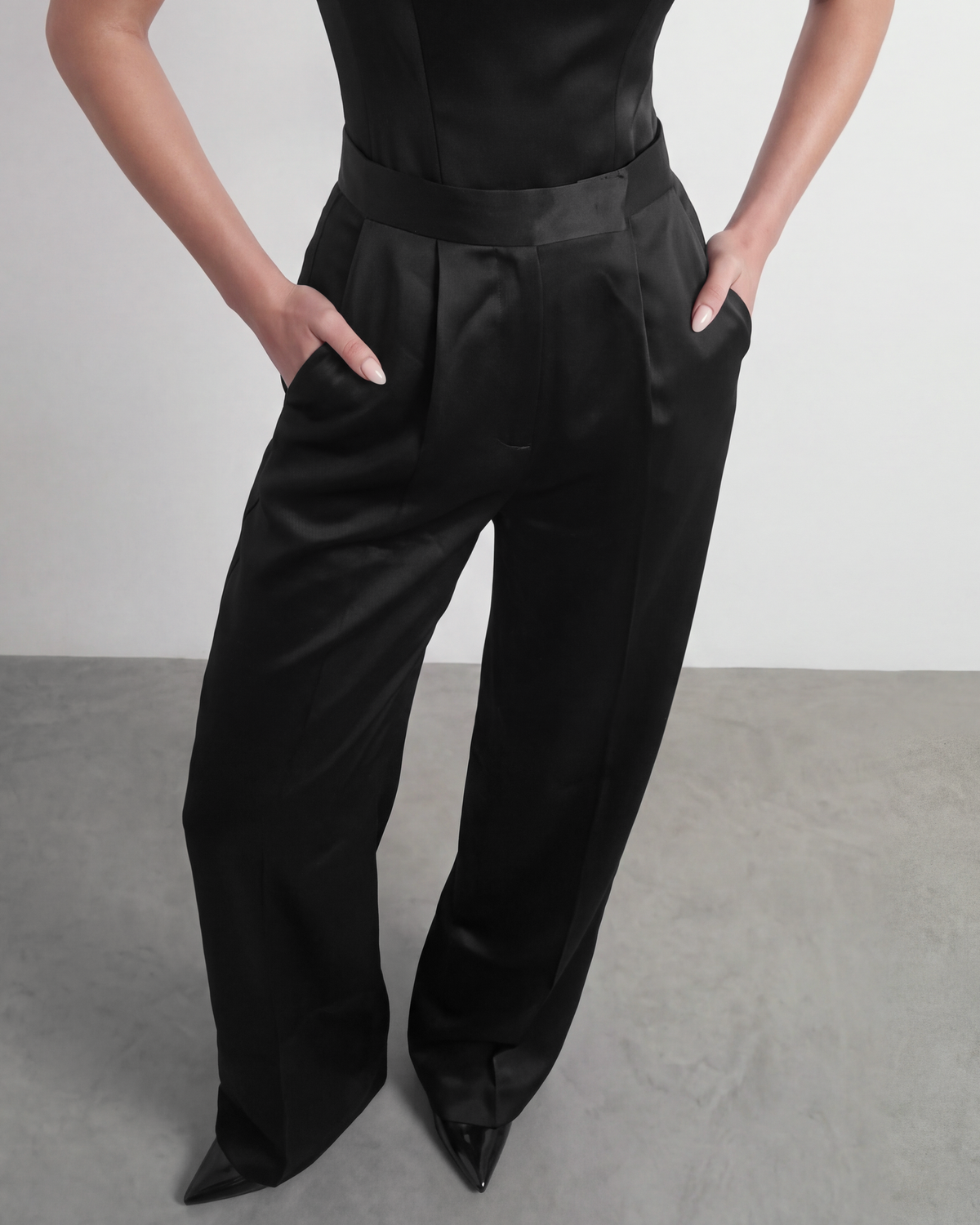 The Straight Leg Trouser