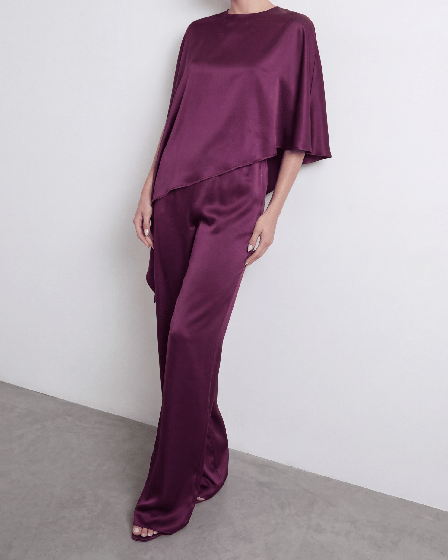 The Asymmetric Cape Top