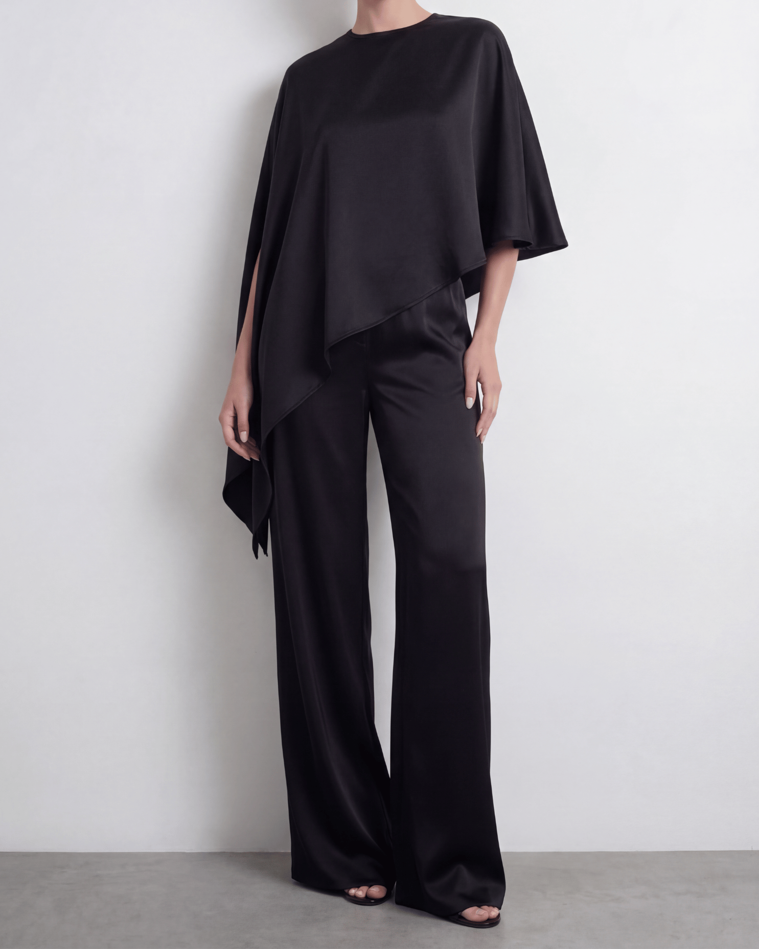 The Asymmetric Cape Top
